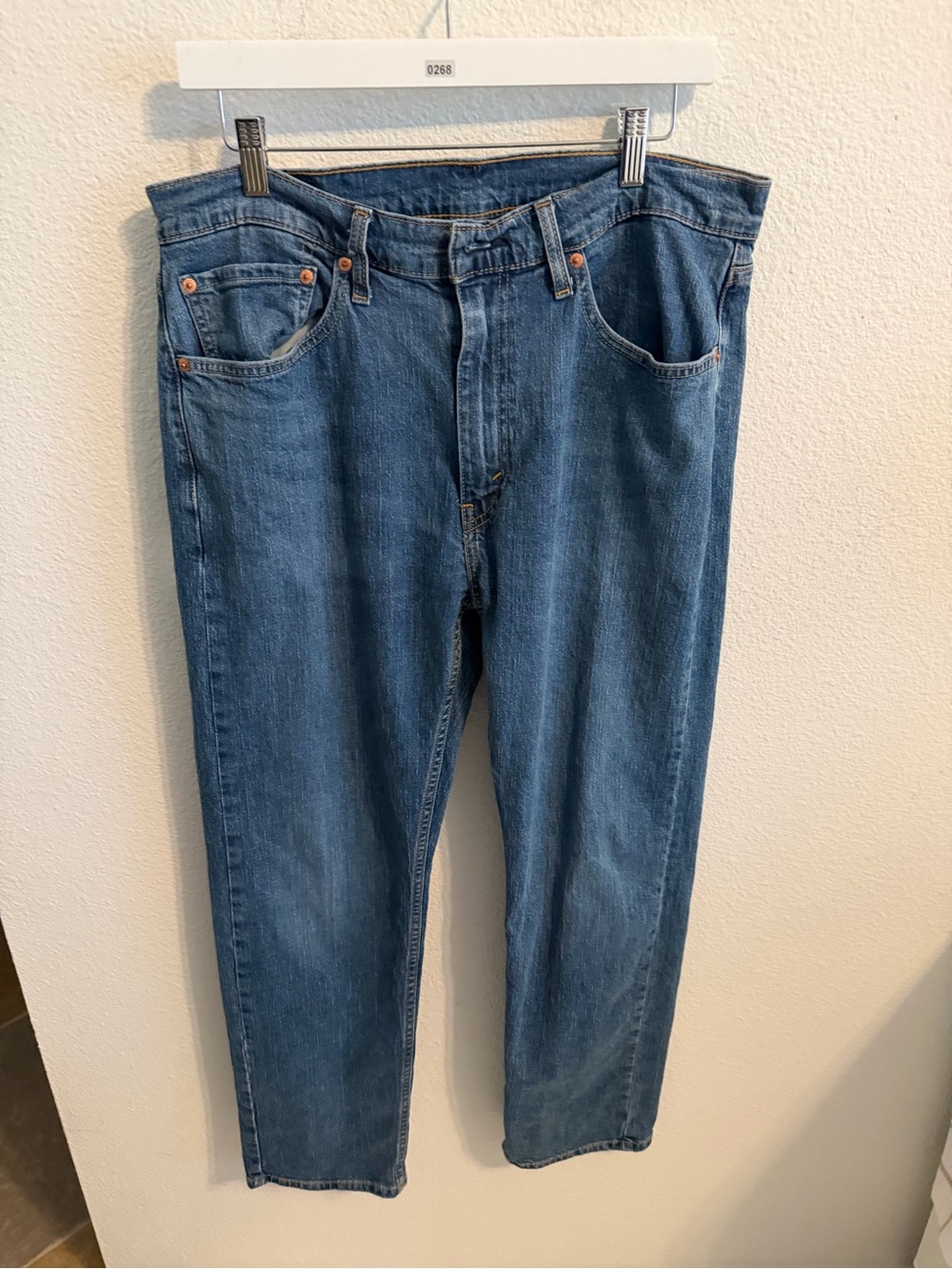 Relaxed Fit Men's Denim Jeans in Medium Blue